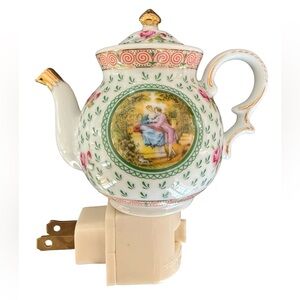 Vtg Sorelle Porcelain Victorian Teapot Night Light w On/Off Switch